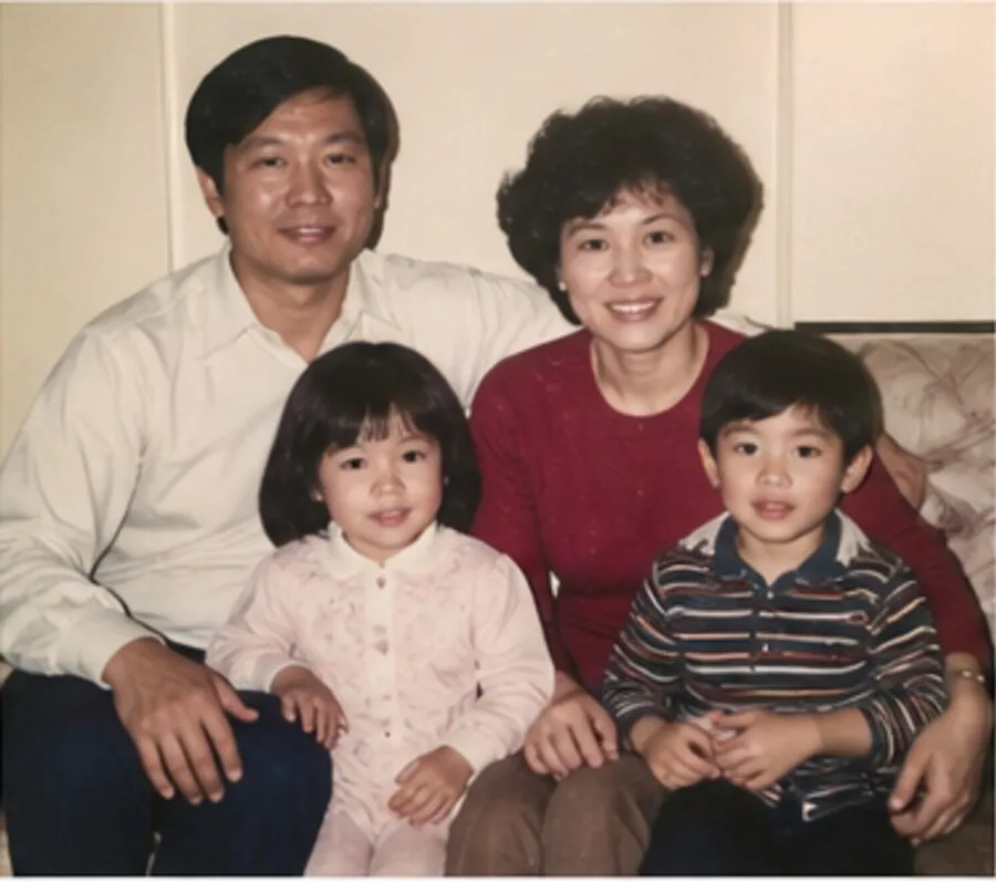 A family portrait with several people ready for face detection